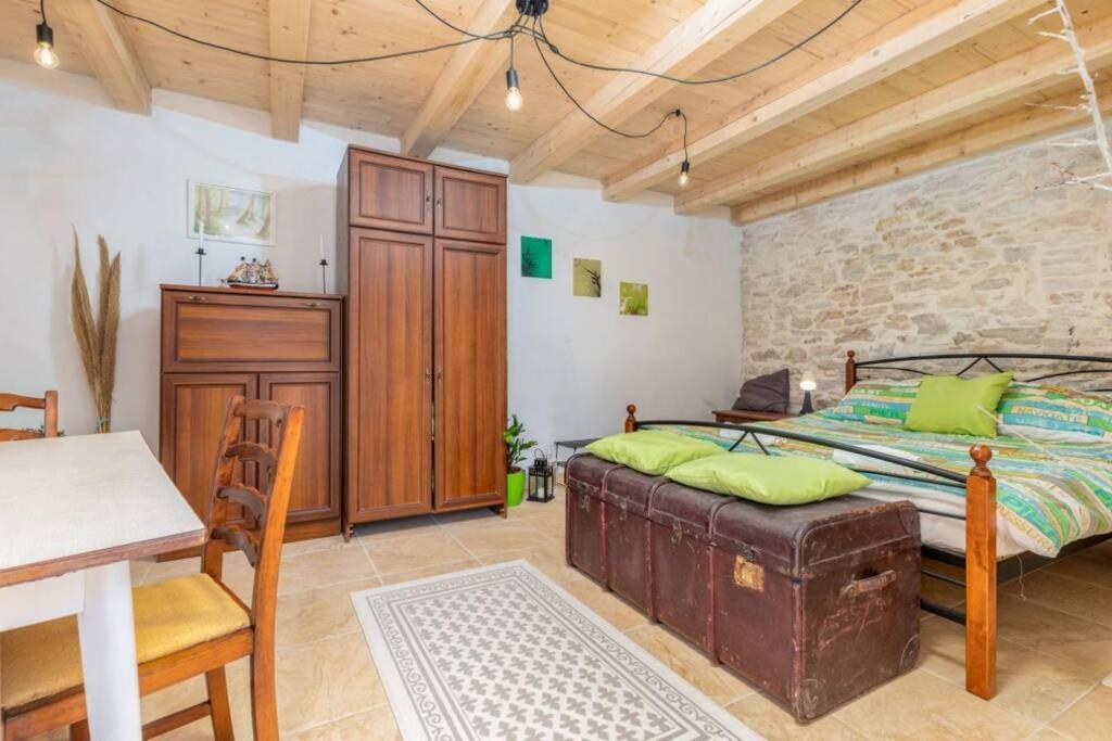 Casa Di Pietra Matelici Villa Divšići Dış mekan fotoğraf